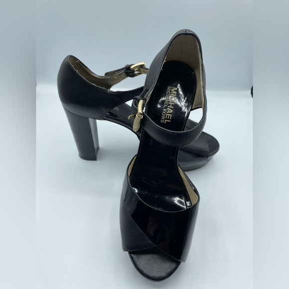 Michael Kors Platform Heels Size 7.5 - Picture 9 of 9
